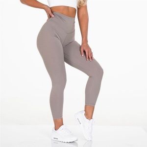 Nvgtn signature leggings